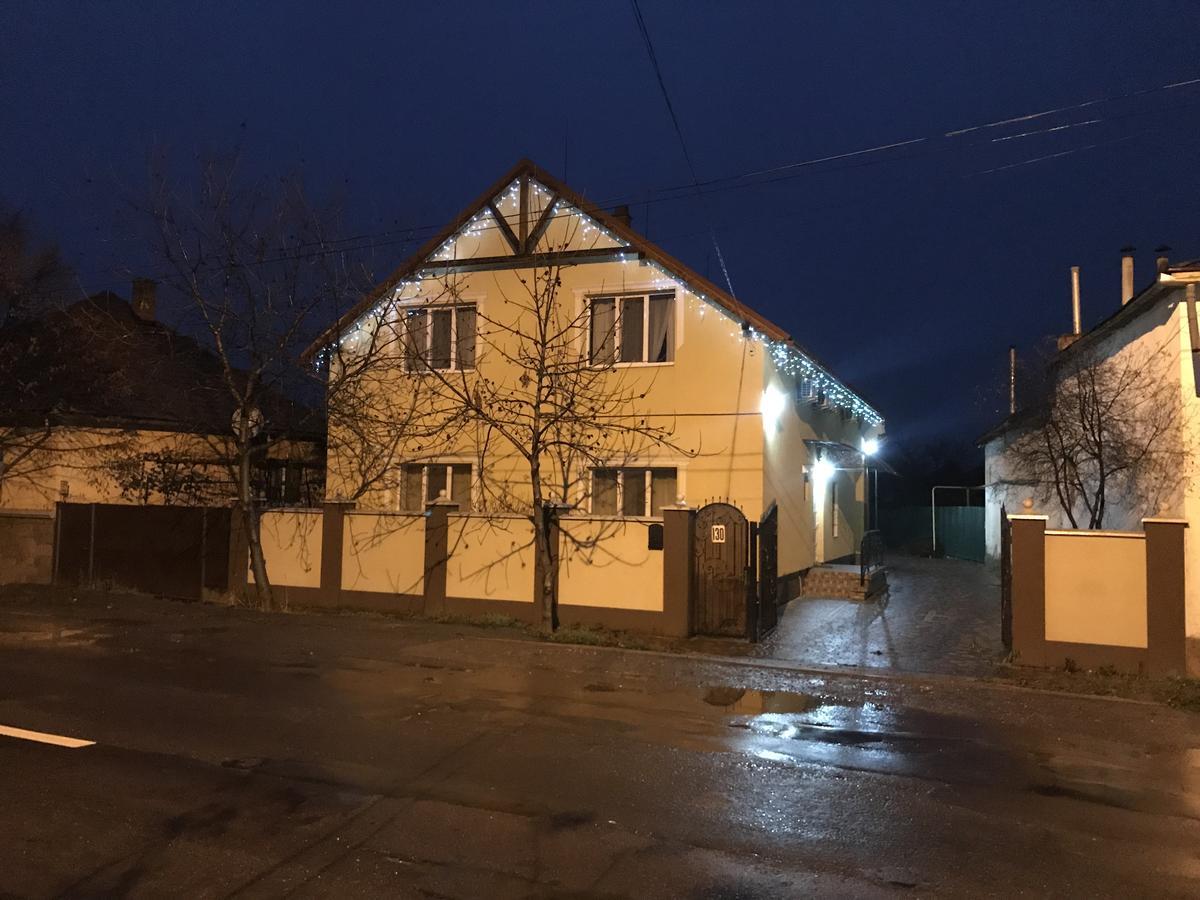 Міні Готель Вілла Вікторія 别列戈沃 外观 照片